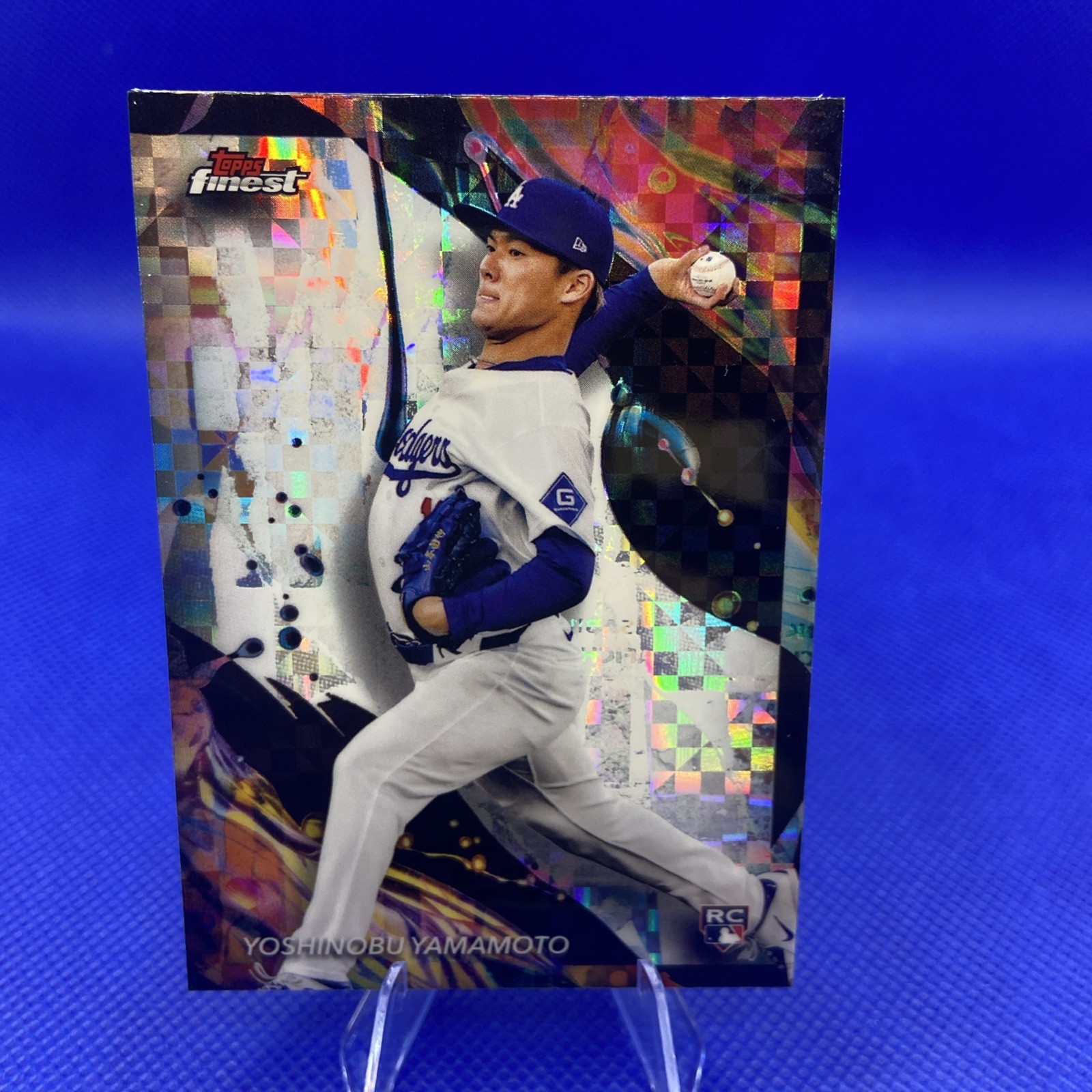 2024 Topps Finest - Uncommon Yoshinobu Yamamoto #150 Checkerboard Refractor (RC)