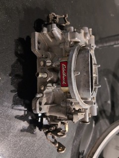 Edelbrock 1405 Performer 600 CFM 4 Barrel Carburetor Manual Choke