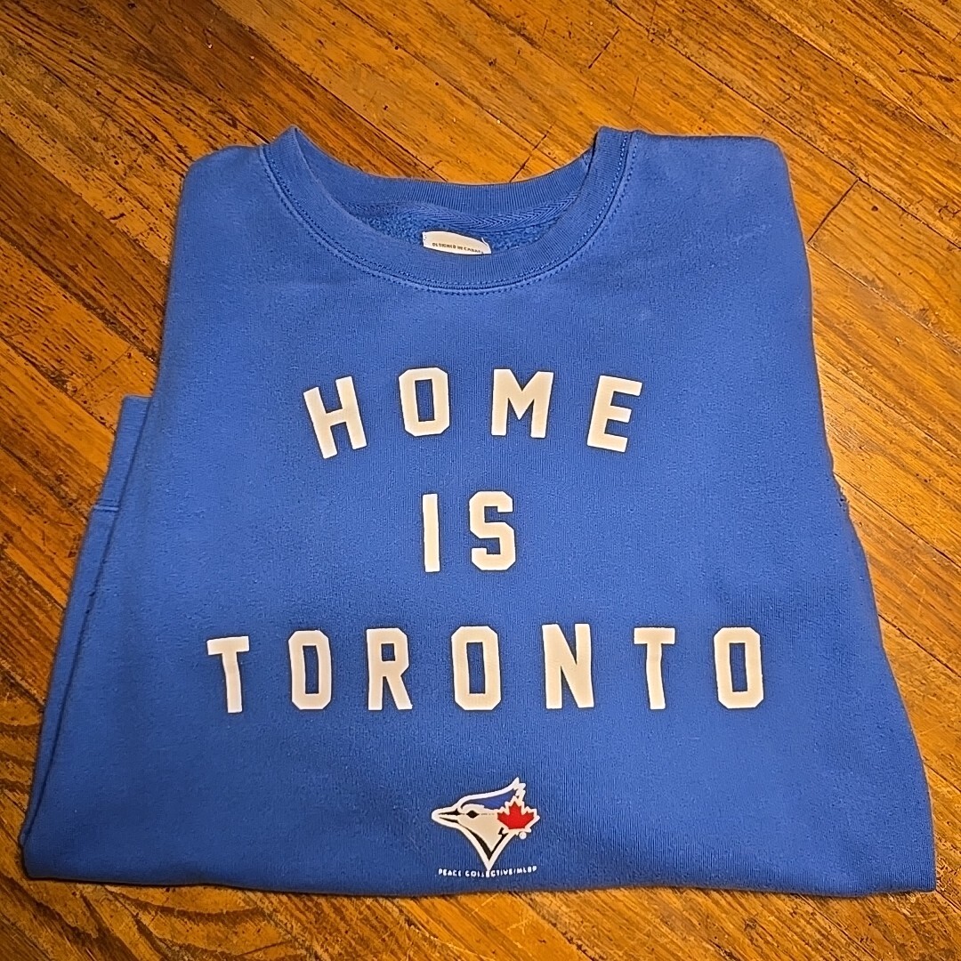 Toronto Blue Jays Womens Peace Collection X-Small Crewneck