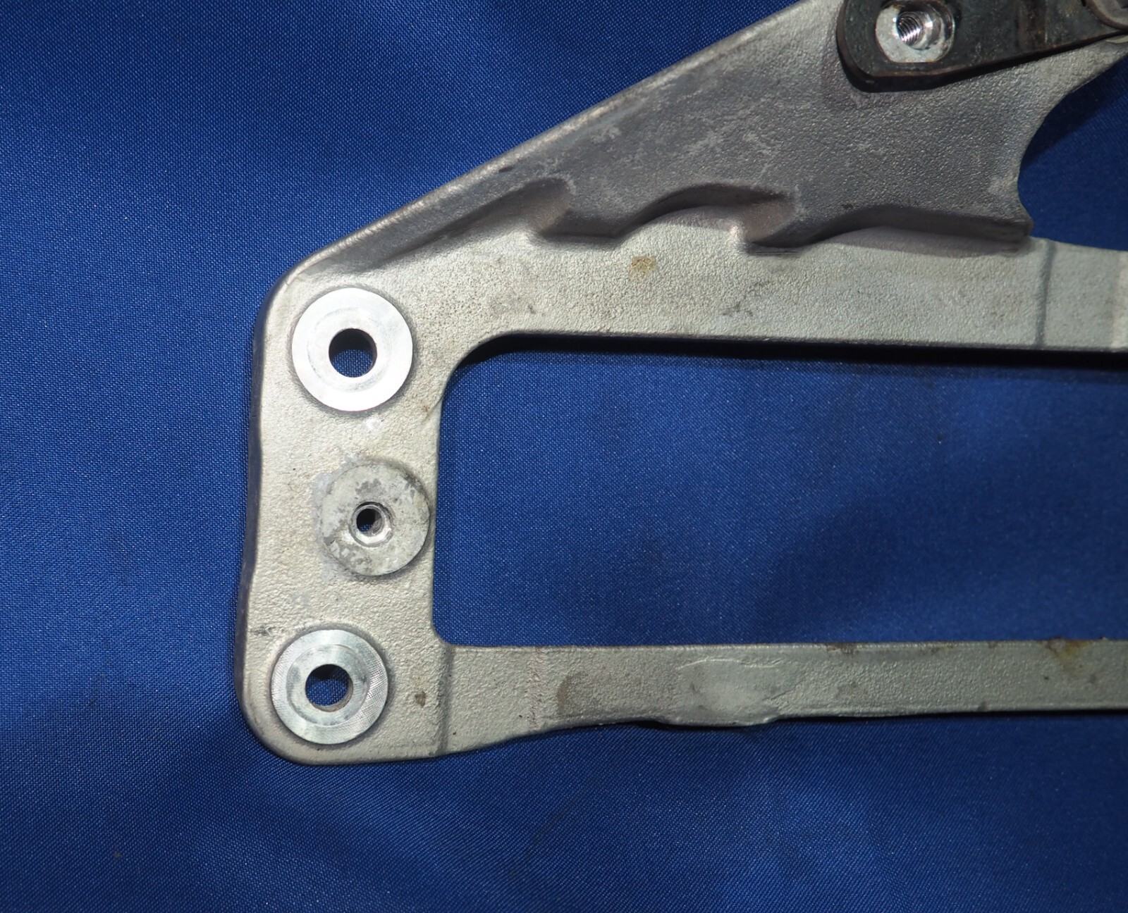 Aston Martin Rapide 2010-2020 Left Mounting bracket