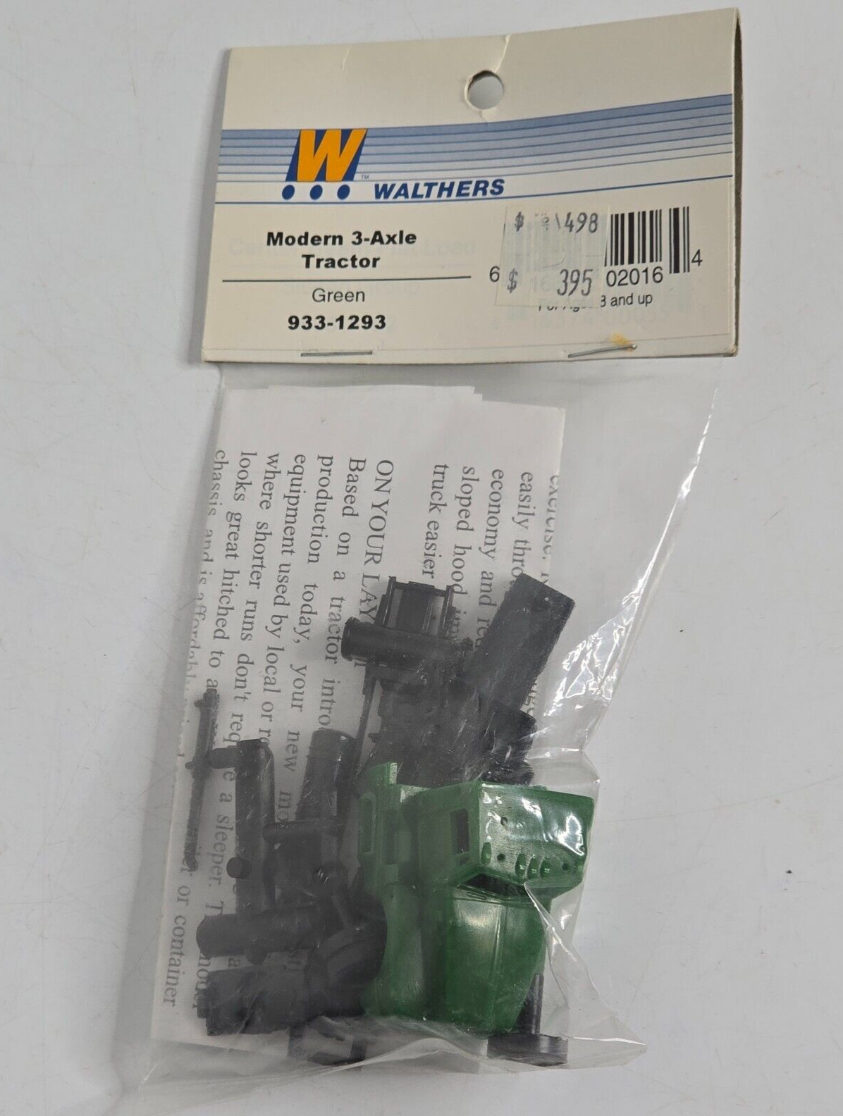 Walthers Modern 3-Axle Green Semi Tractor HO Scale 933-1293 NOS-image