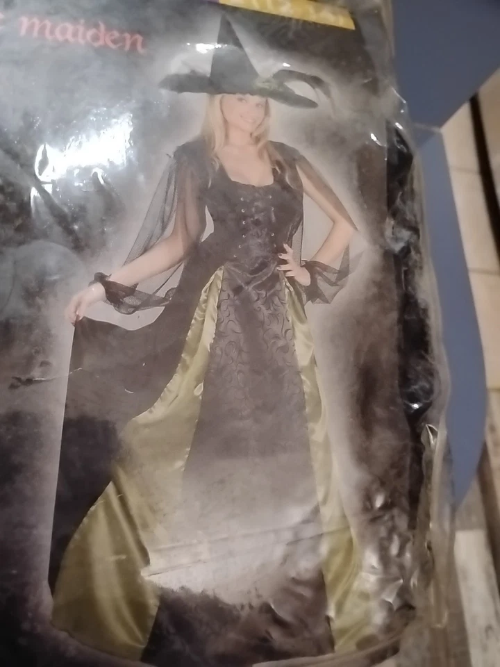 S/M Goth Maiden Witch Black Velvet Green Satin + Mesh (Dress Only) MSRP$49 - Image 2 of 4