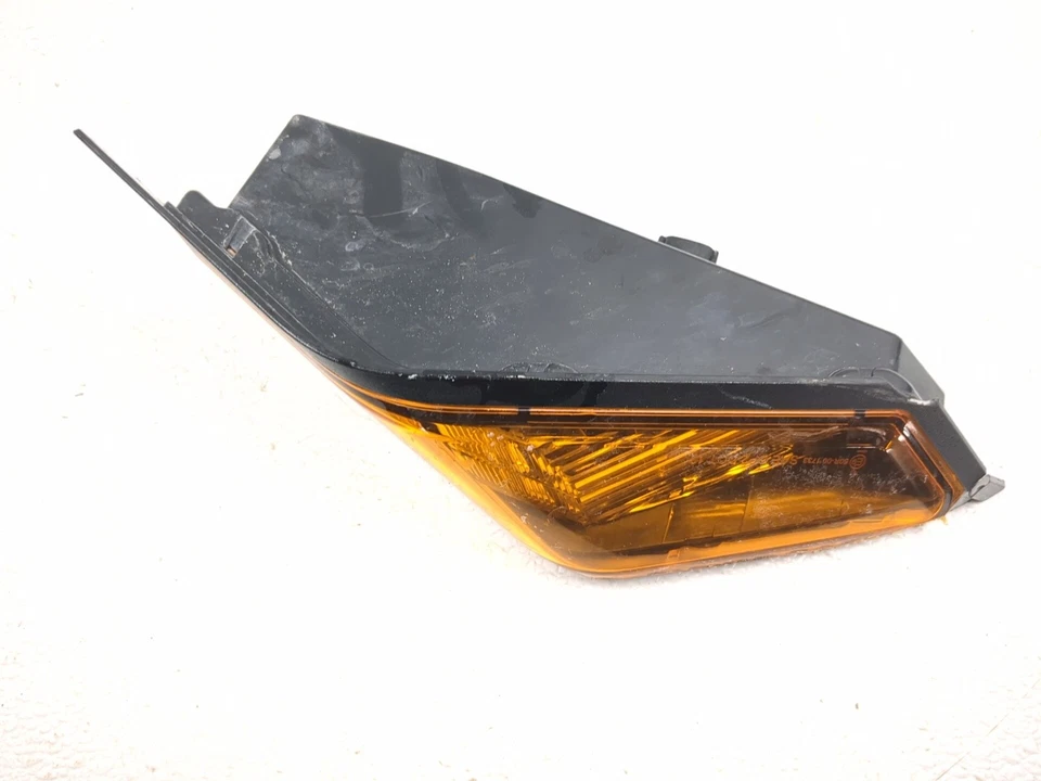 14-20 Polaris Slingshot SL Front Right Turn Signal Flasher Indicator Light - Image 2 of 4