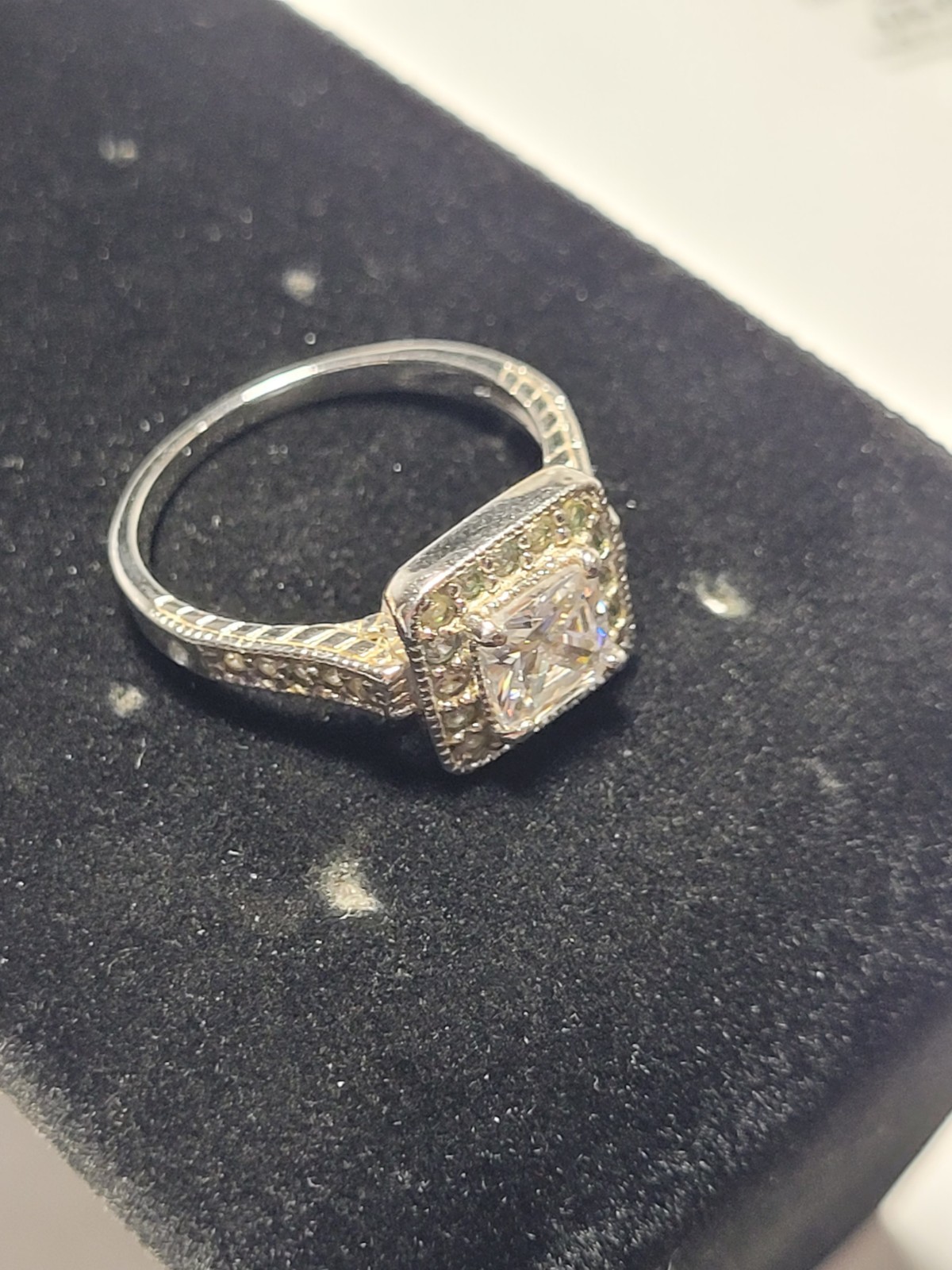 Silvertone Ring Clear Rhinestone Solitaire Halo E… - image 4