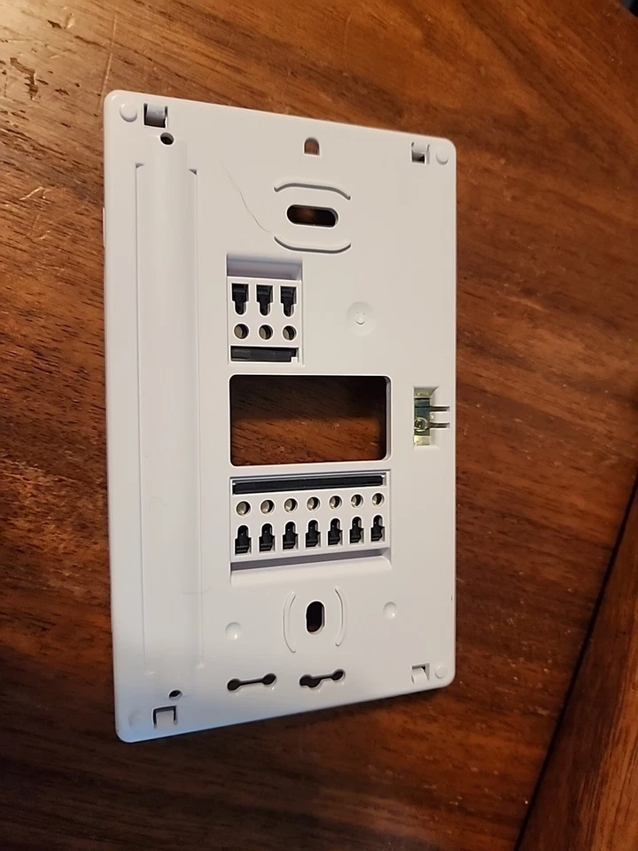 Emerson Sensi WiFi Smart Thermostat ST55 Energy Efficient - Image 3 of 4