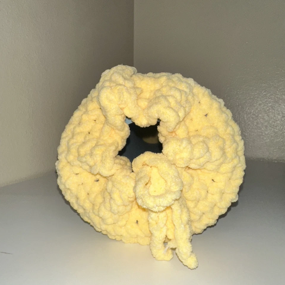 Handmade Crochet Yoga Mat Carrier/ Bag - Image 3 of 4