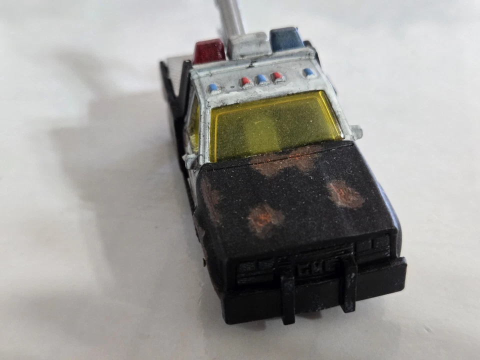 Custom Wrecker And Garage Hot Wheels Matchbox  - Image 4 of 4
