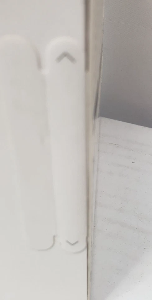 Oura Ring 4 Size 7 Gold *New, Sealed - Image 3 of 4