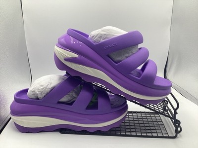 Crocs Mega Crush TRIPLE SANDALE BRANDNEU M6/W8 US 5-6 UK LILA WEISS
