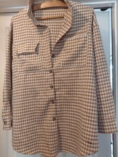 Missguided Maternity Size 8 Button Down Shirt/ Light Jacket -used