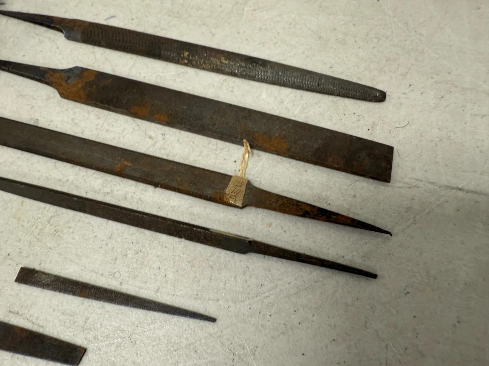 Lot of 7 Vintage Metal Files Various Sizes & Styles Hand Tools - Image 4 of 4