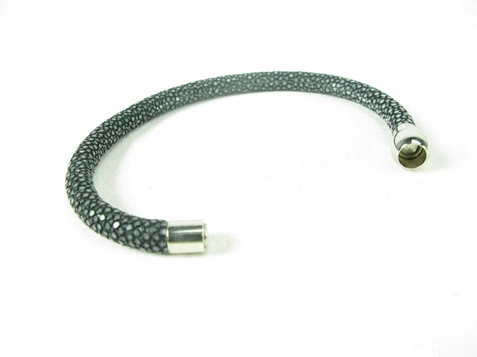 Brazalete Brazalete Piel Raya Pulida Genuina Bloqueo Magnético NEGRO Foto 3 de 4