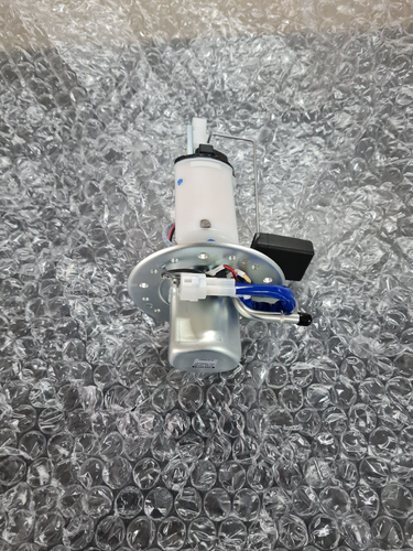 Suzuki Hayabusa Fuel Pump 15100-15H00 NOS 2008-2014 Brand New GSXR1300 - Picture 3 of 3