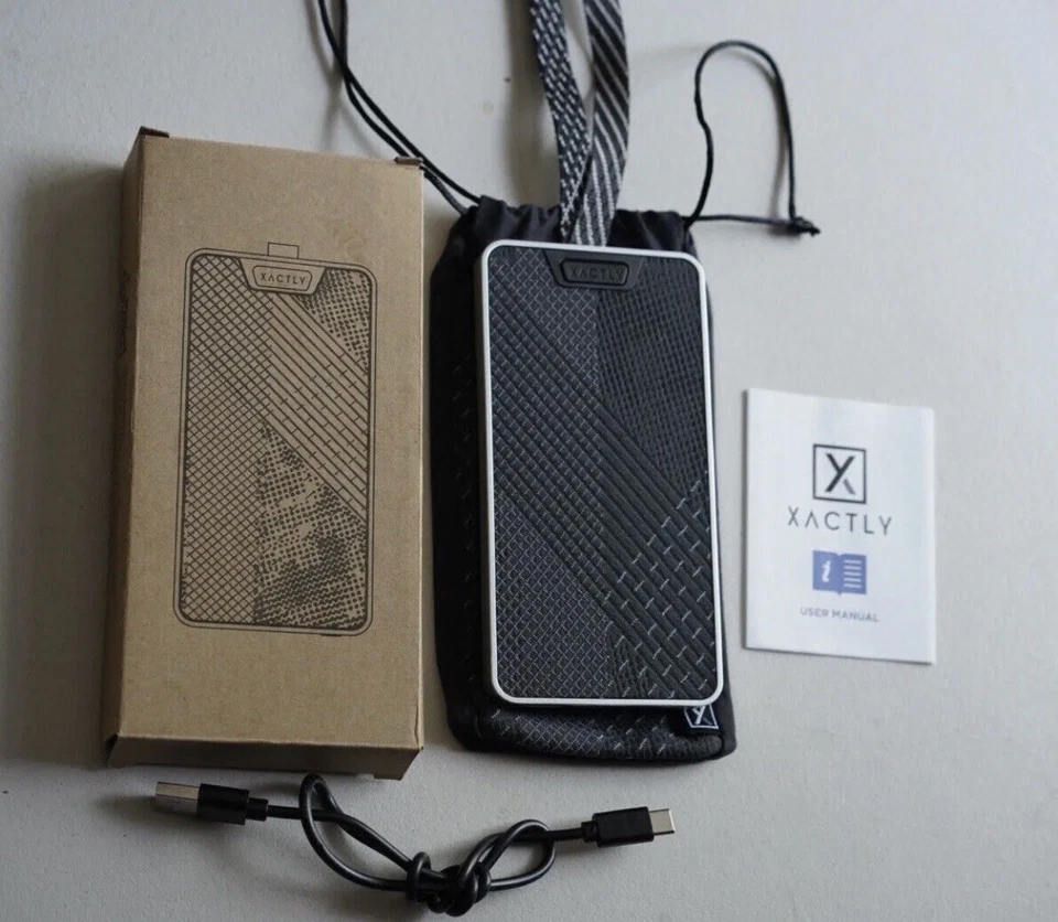 Almohadilla de cargador inalámbrico y banco de alimentación de 10000 mAh Foto 3 de 4