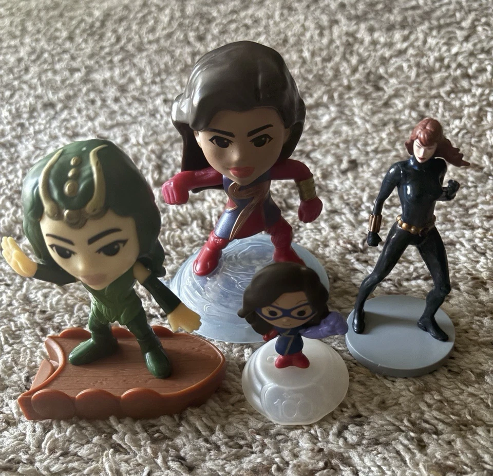 Marvel Avengers Lote Mixto de 20 Figuras de Acción de Superhéroes Juguetes Surtidos Raro Foto 4 de 4