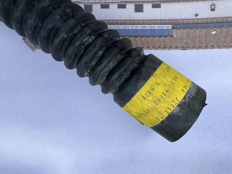 1965 66 67 Mustang 170 A/T Radiador Mangueira Flexível Inferior C9PZ-8286-L 1,5” I.D. L=20 pol - Imagem 4 de 4