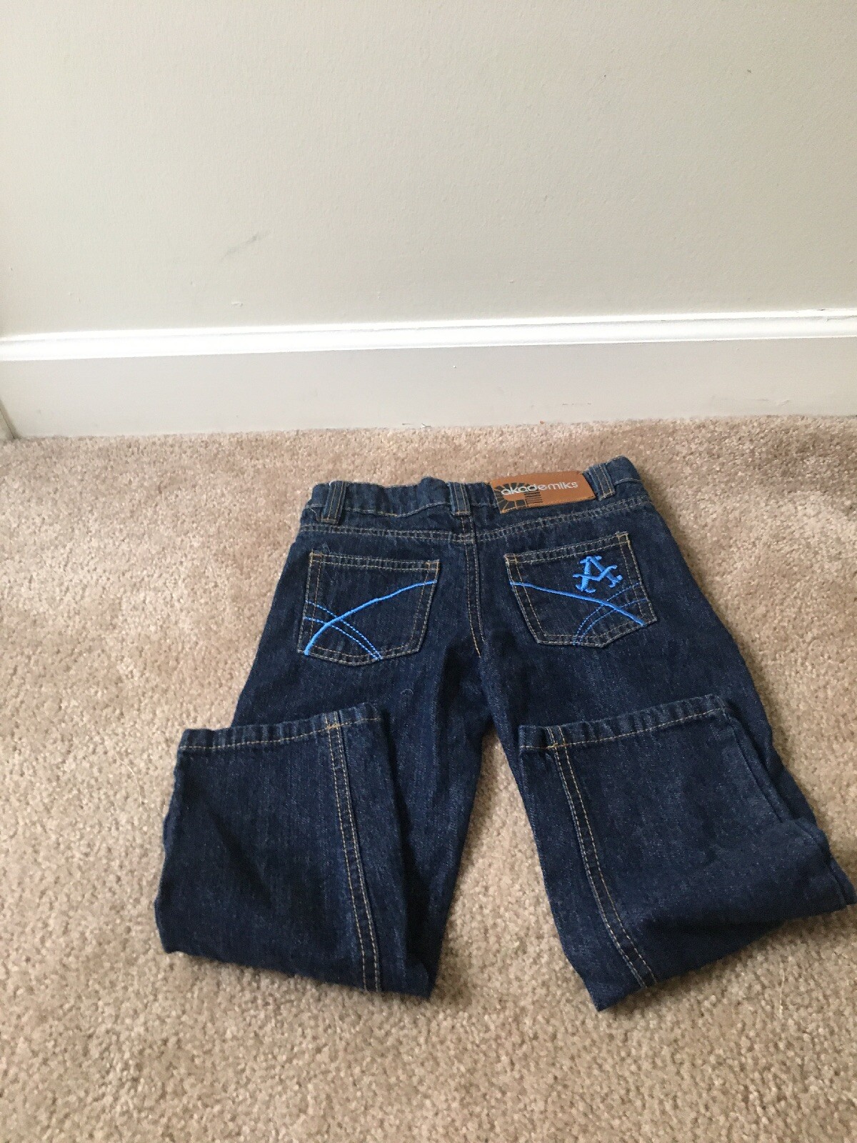 Picture 8 of 10