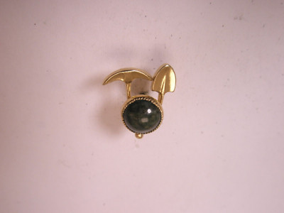 Mining Tools Genuine Jade Cabochon Pickaxe Shovel Vintage Tie Tack Lapel Pin j19
