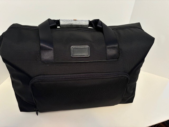 Tumi Black Alpha 3 Double Expansion Satchel - (02203159D3 Tumi Black Alpha 3 Double Expansion Satchel - (02203159D3