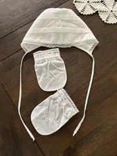 Will Beth White Embroidered Lace Trimmed Hat/Bonnet  Scratch Mitts