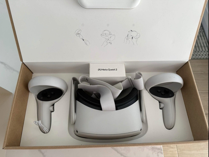 Meta Quest 2 Standalone VR Headset 128GB White with Controllers