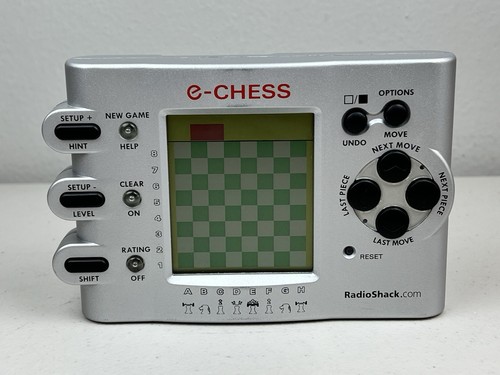 RadioShack E-Chess In Box With Manual Electronic Handheld Portable Game 60-2845 - Picture 7 of 21
