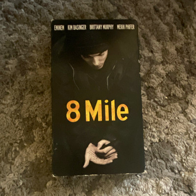 8 Mile VHS NTSC Full Screen (2002) R Drama Hip-Hop Universal