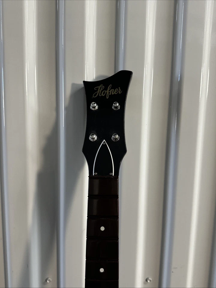 Bajo inalámbrico McCartney Beatles Rockband Hofner Xbox con juego sin dongle Foto 4 de 4