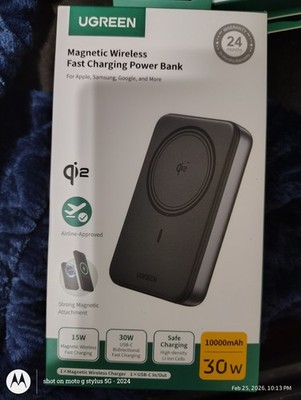 UGREEN Magnetic Wireless Power Bank (PB761) New In Box