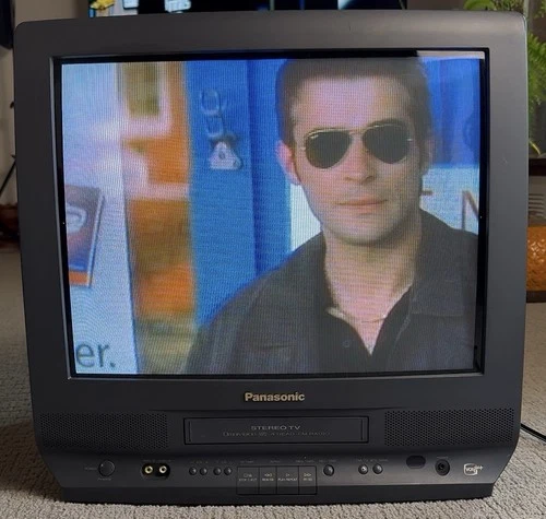 Panasonic PV-M2058 20" CRT TV Stereo VHS VCR 4-Head, Gaming w Remote Serviced -