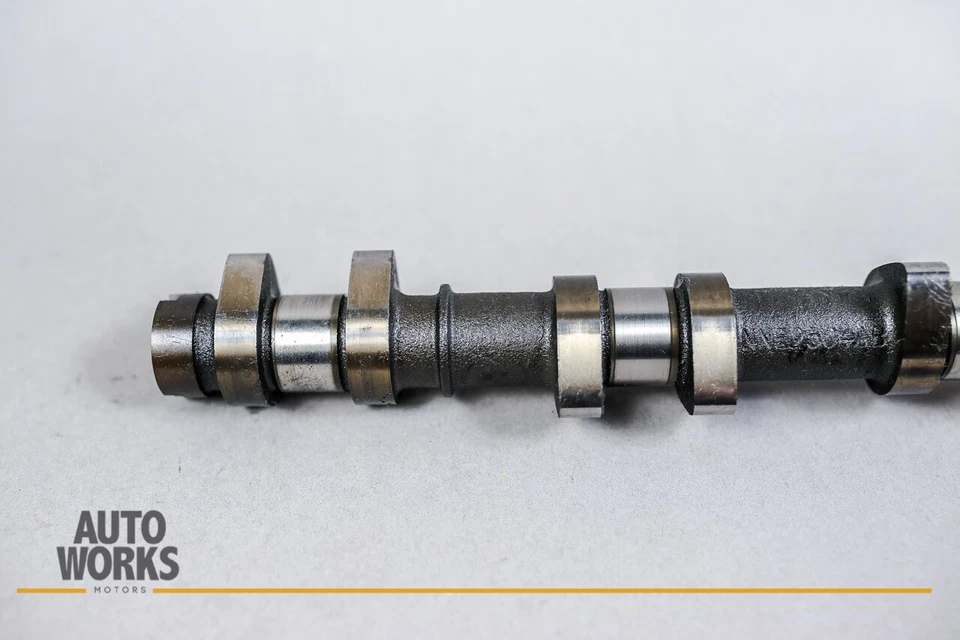 Оригинальный правый распредвал выхлопной системы со стороны пассажира 98-03 Jaguar XK8 X100 4,0 л NNE2504AB - Изображение 2 из 4