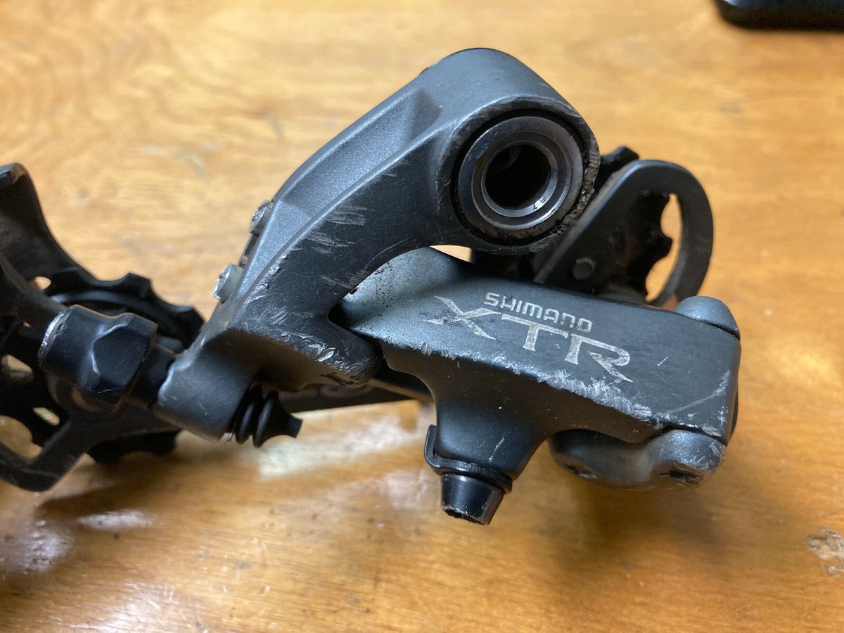 SHIMANO ST-M952 XTR 3×9速 Shimano XTR ST-M952 Shifters - I Know a Guy Bicycles