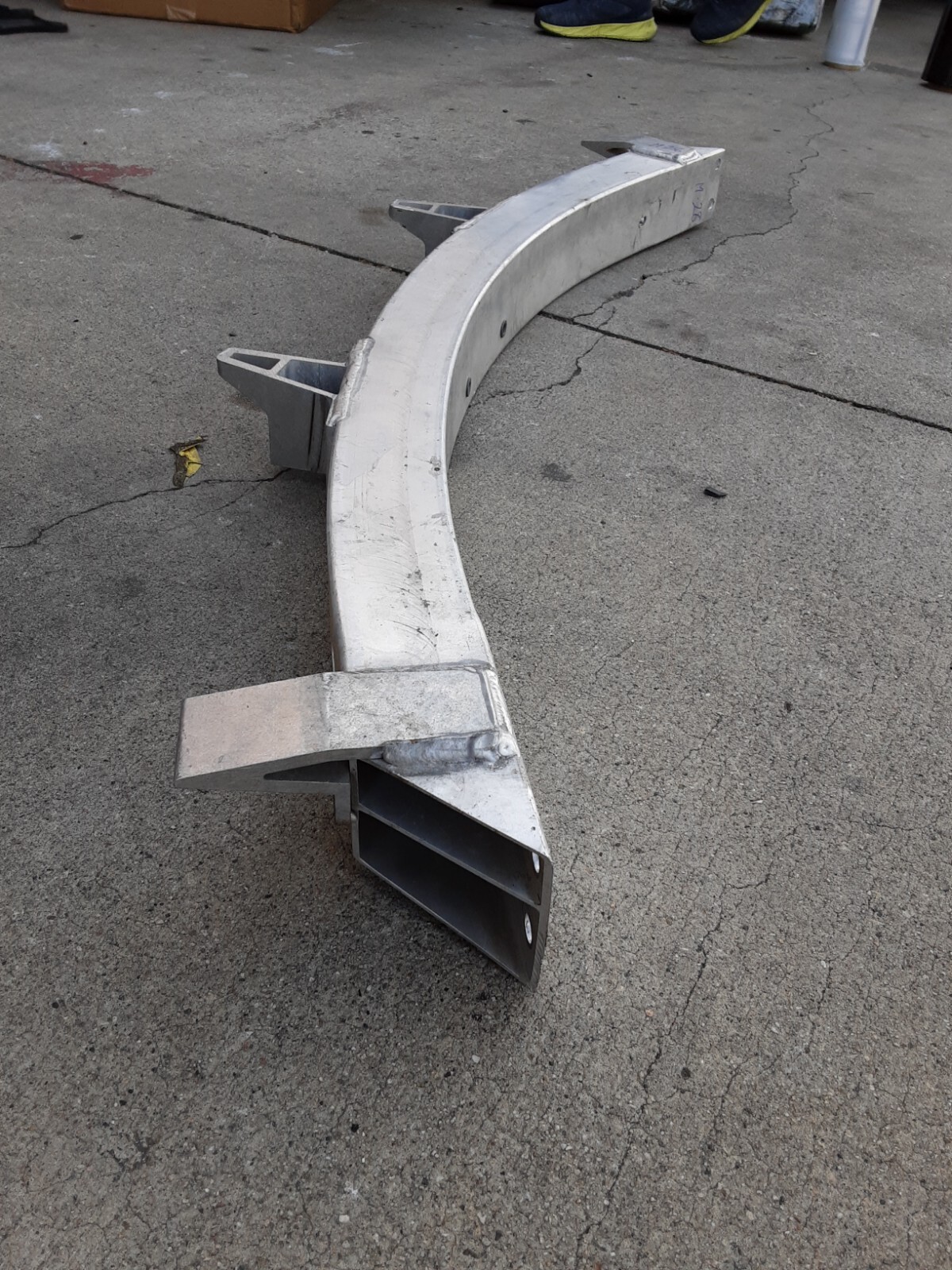 ASTON MARTIN DB11 REINFORCEMENT REAR 2017 2018 2019 2020 HY53-17758-BE OEM