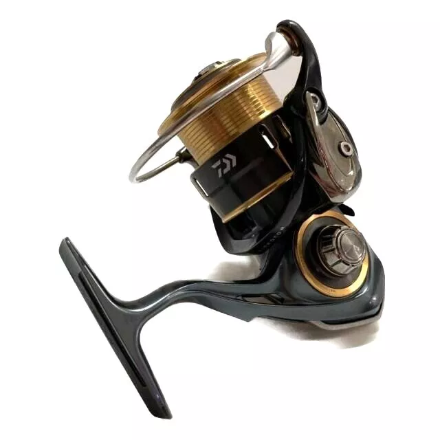 Daiwa 17 Theory 3012H /fishing /Reel /some scratches and stains /japan