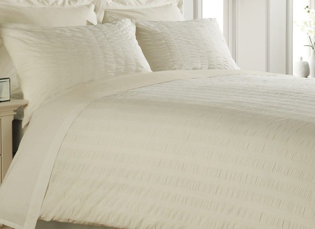 Seersucker Cream Super King Bed 300 Thread Count Egyptian Cotton