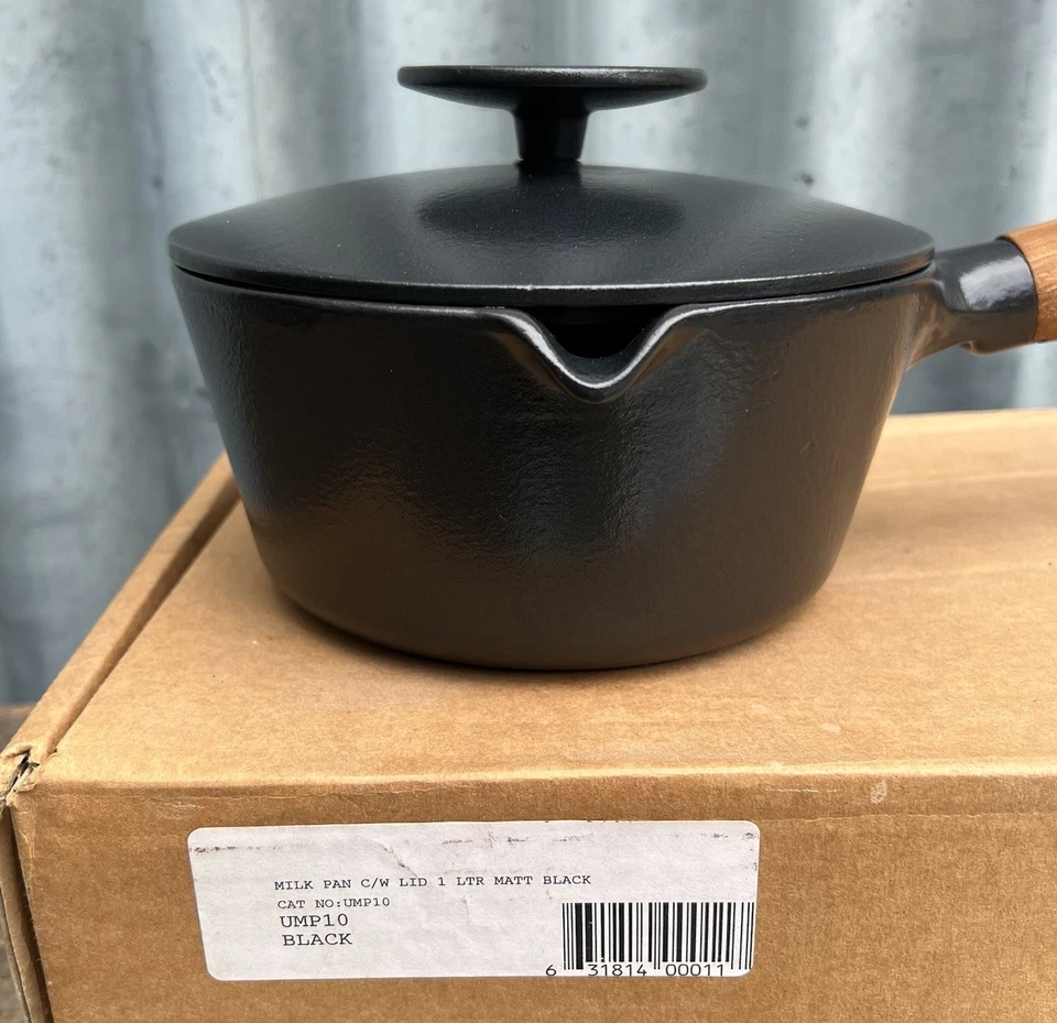 Cast Iron AGA Saucepan Milk Pan Unused In Box Black 1 Litre 17cm 907101 - Image 2 of 4