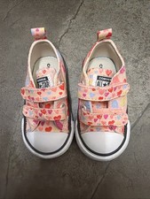 Baby Girls Converse All Star Pink Heart Shoes Size 4 strap