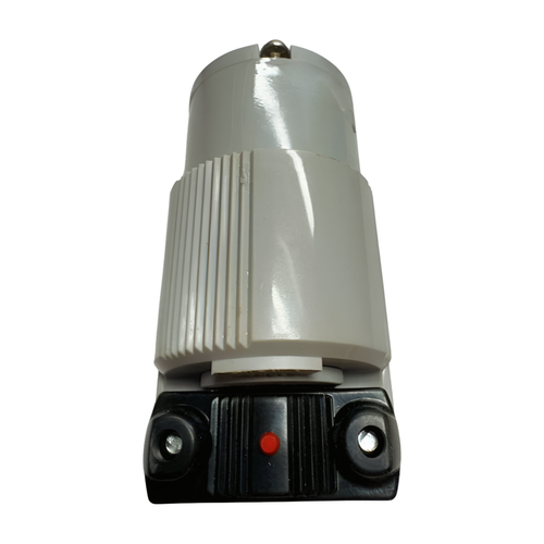 Arrow Hart 6566 Connettore Femmina di Bloccaggio, 2-P, 3 Fili, 15A, 250V, NEMA L6-15R - Foto 5 di 8