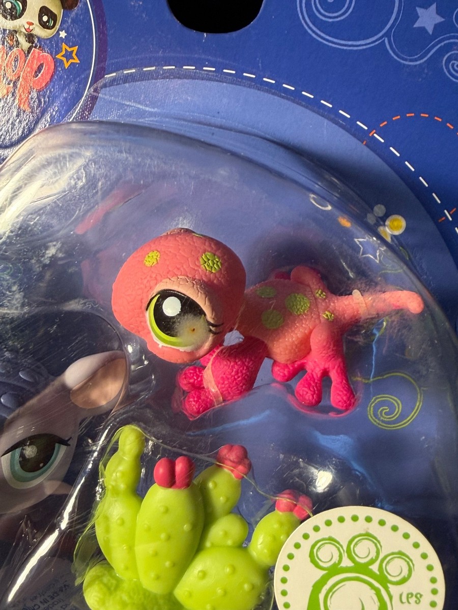 Littlest Pet Shop #1454 + #1455 / Armadillo and Gecko