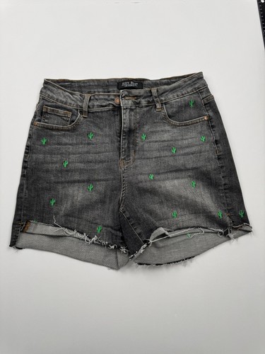 Judy Blue Shorts Womens 1XL Distressed Cactus Embroidered Denim Trendy Summer