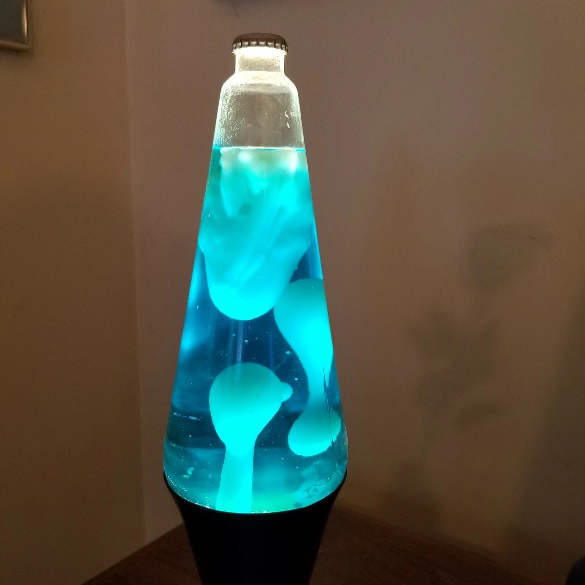 Aqua lava lamp deals