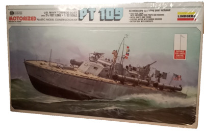 Vintage Lindberg PT-109 Motorized 1/32 Scale Model Kit #812 Factory Sealed