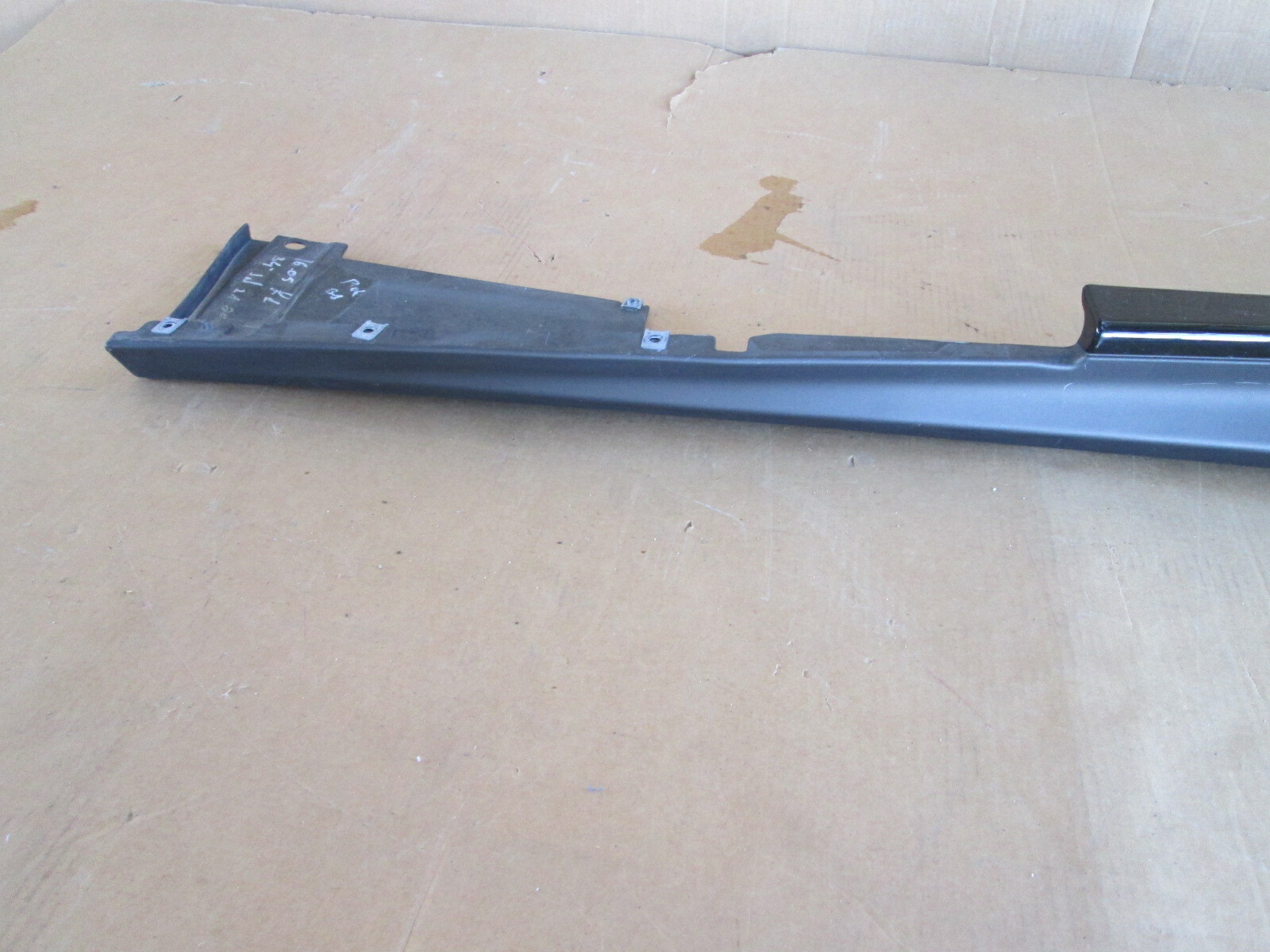 Ferrari F12 Berlinetta LH Rocker Panel / Side Skirt # 84306400 