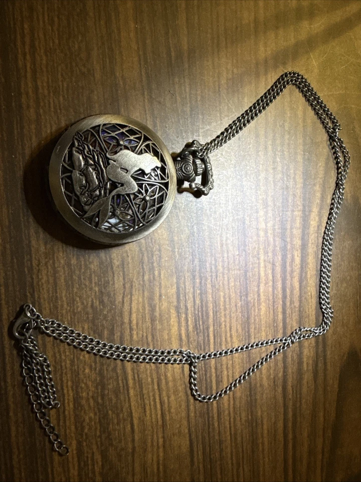 DISNEY МАЛЕНЬКАЯ РУСАЛОЧКА АРИЭЛЬ КАРМАННЫЕ ЧАСЫ ПОДВЕСКА ОЖЕРЕЛЬЕ ОЛОВЯННЫЙ ТОН! - Изображение 2 из 4