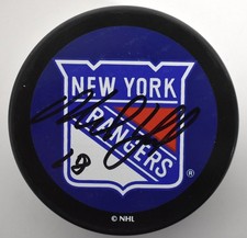 Mike York Signed New York Rangers Logo Hockey Puck Autograph Signature