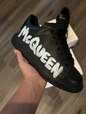 Mqueens Size 10.5