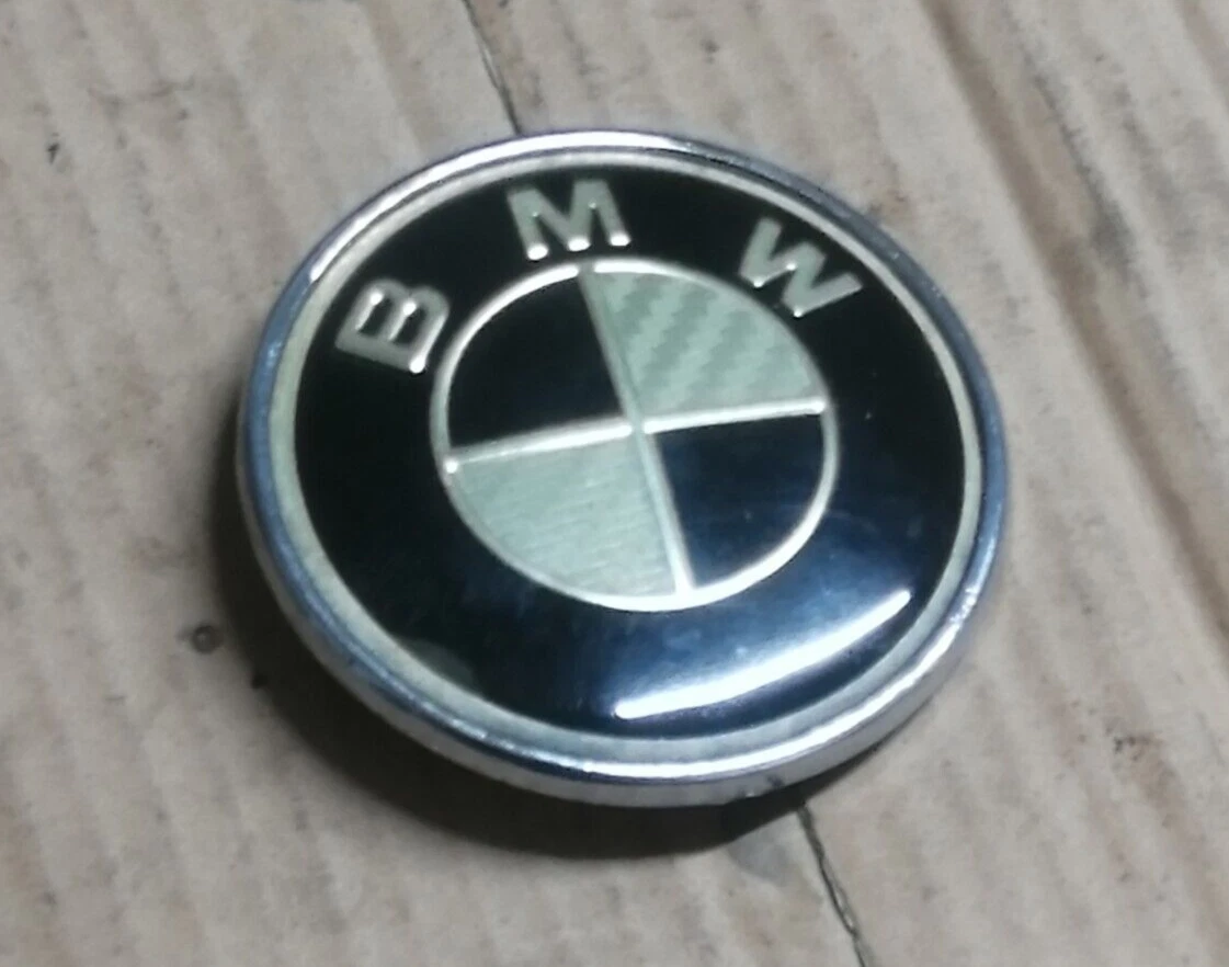 Bmw e87 2024 bonnet badge