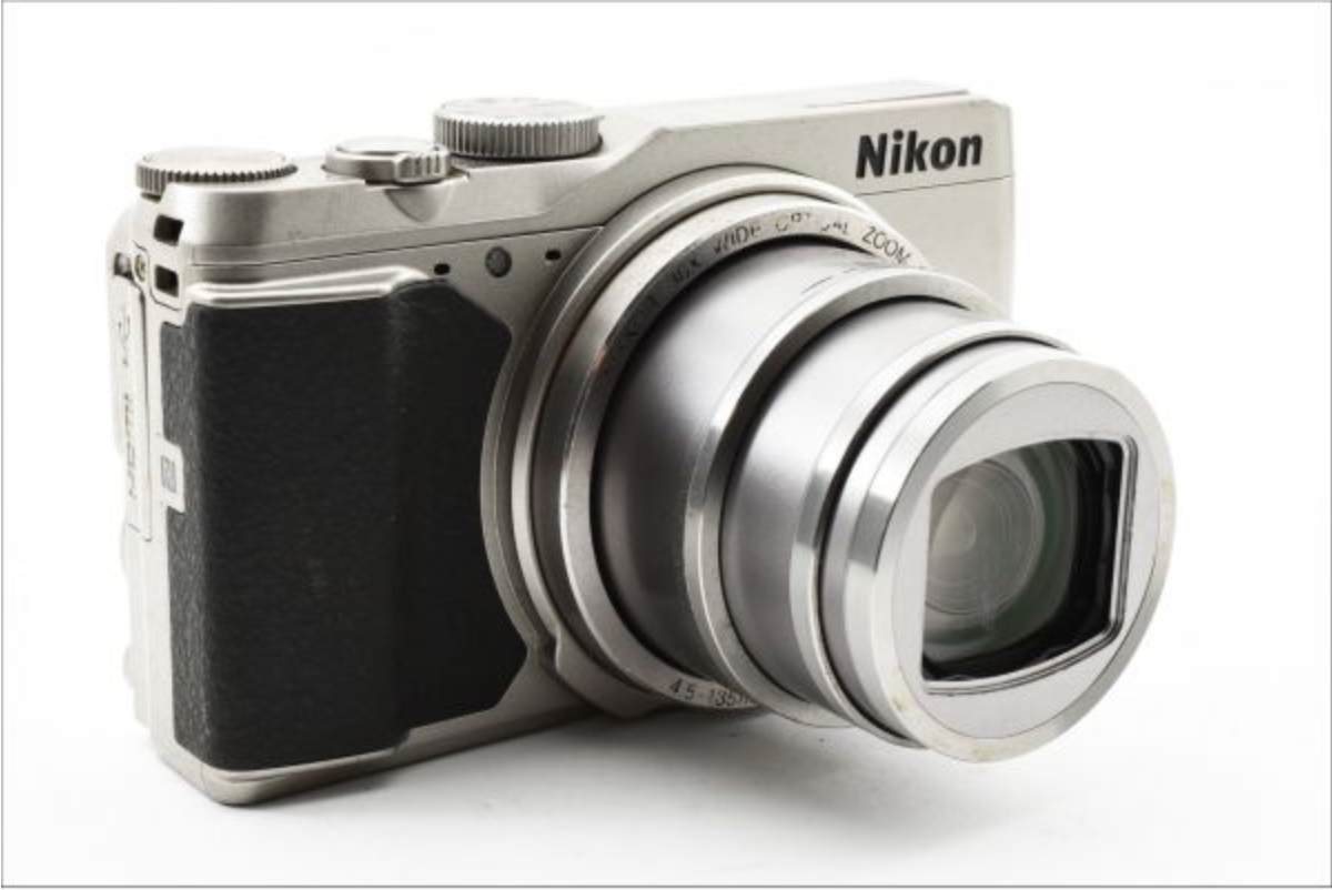 Nikon COOLPIX S9900 Silver Digital Camera w/Strap From Japan Nikon COOLPIX S9900 Silver Digital Camera w/Strap From Japan