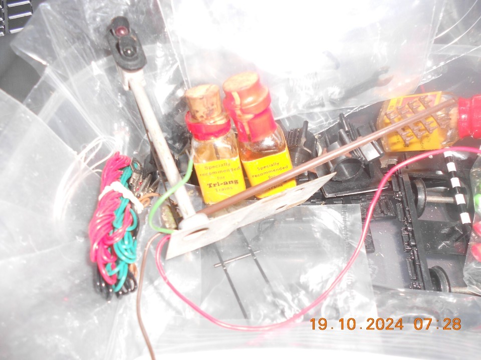 oo gauge job lot of bits bobs eBay