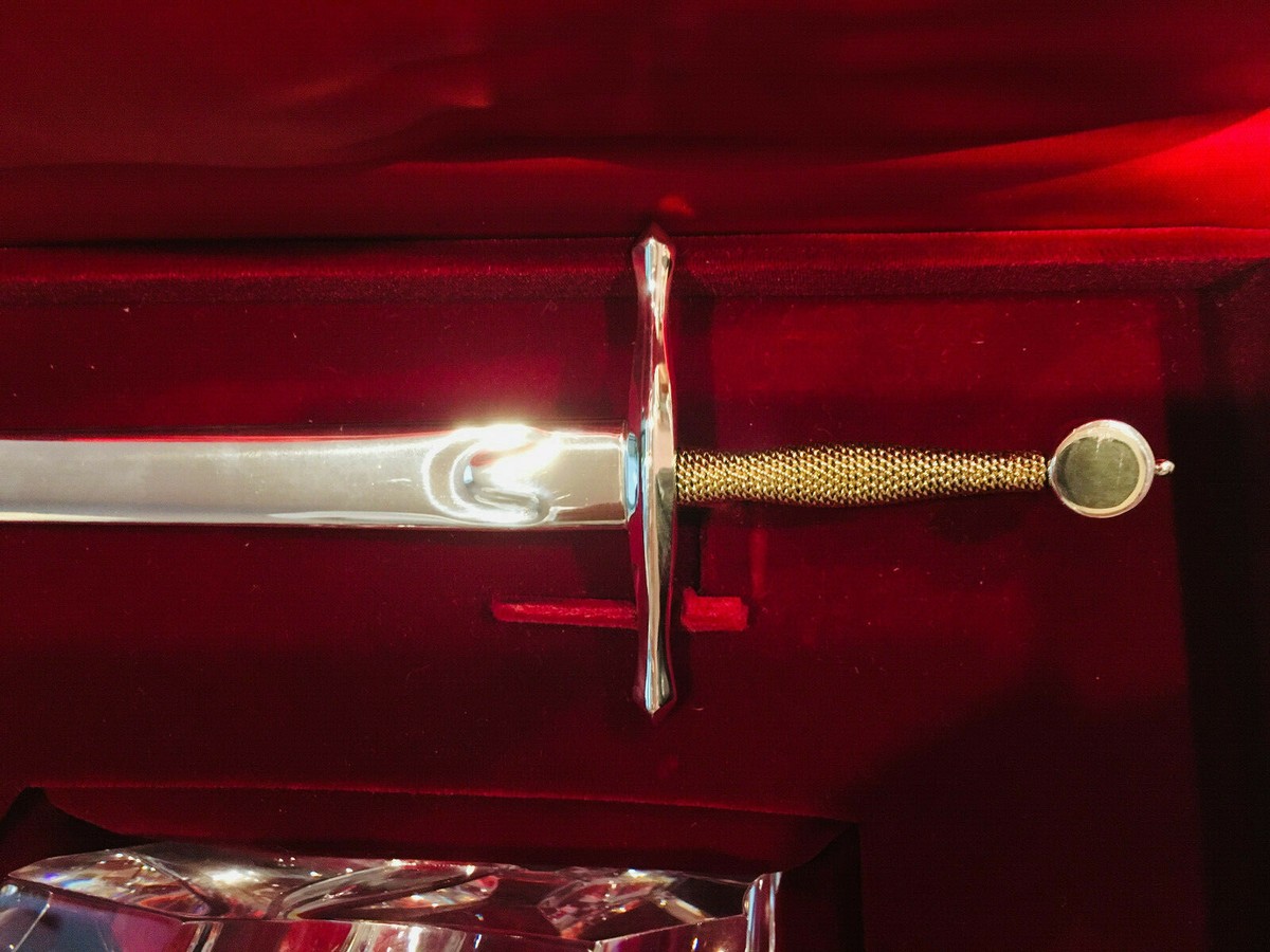 STEUBEN EXCALIBUR Art Glass Perfect Crystal Gift Gold/Sterling